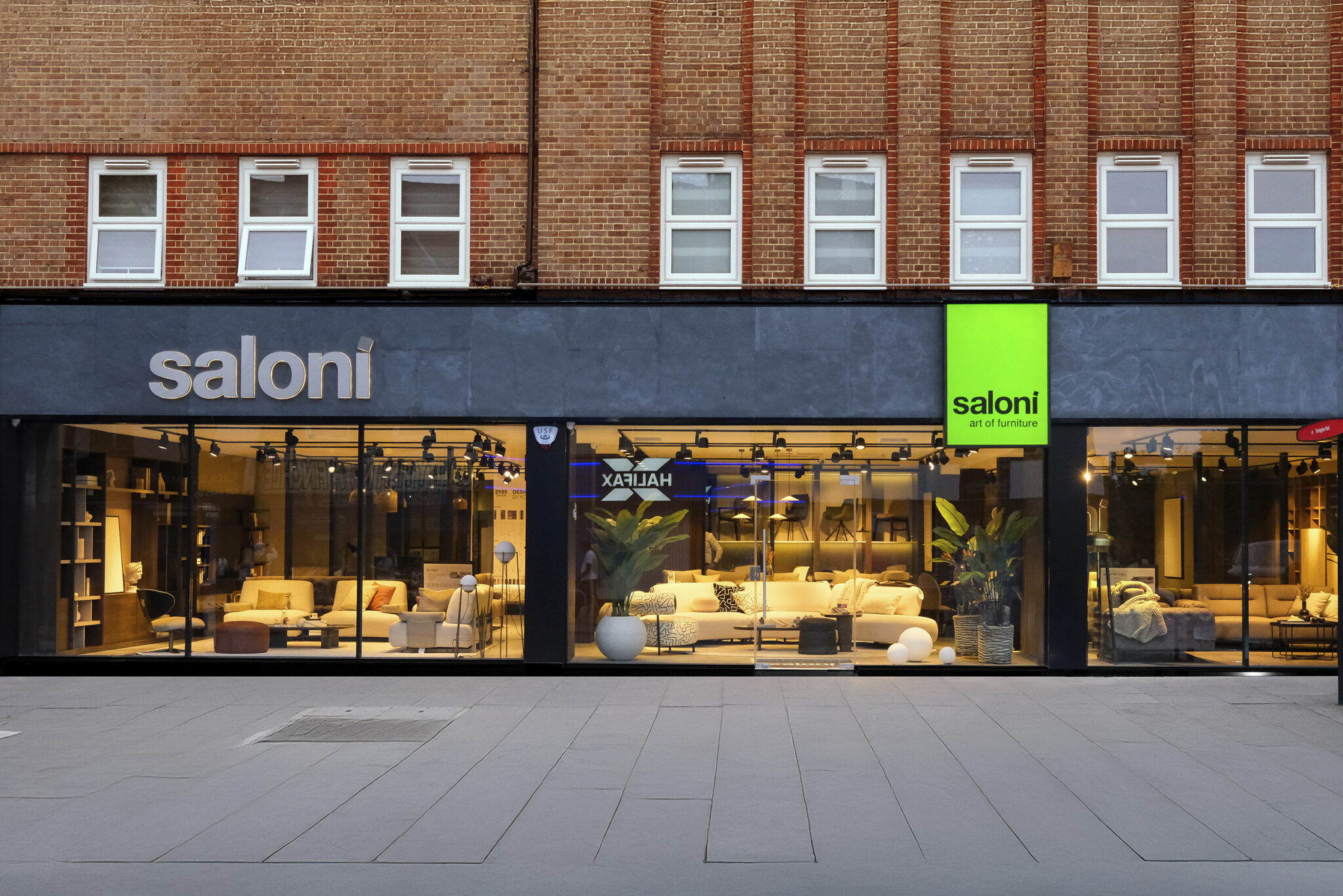 Saloni Furniture – London | Store